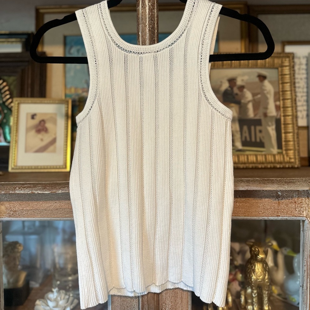 CHANEL KNITTED LACE TANK TOP - Picture 3 of 8
